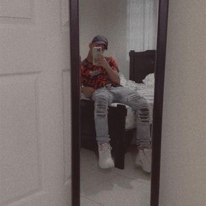 Meet your Posher, Anthony